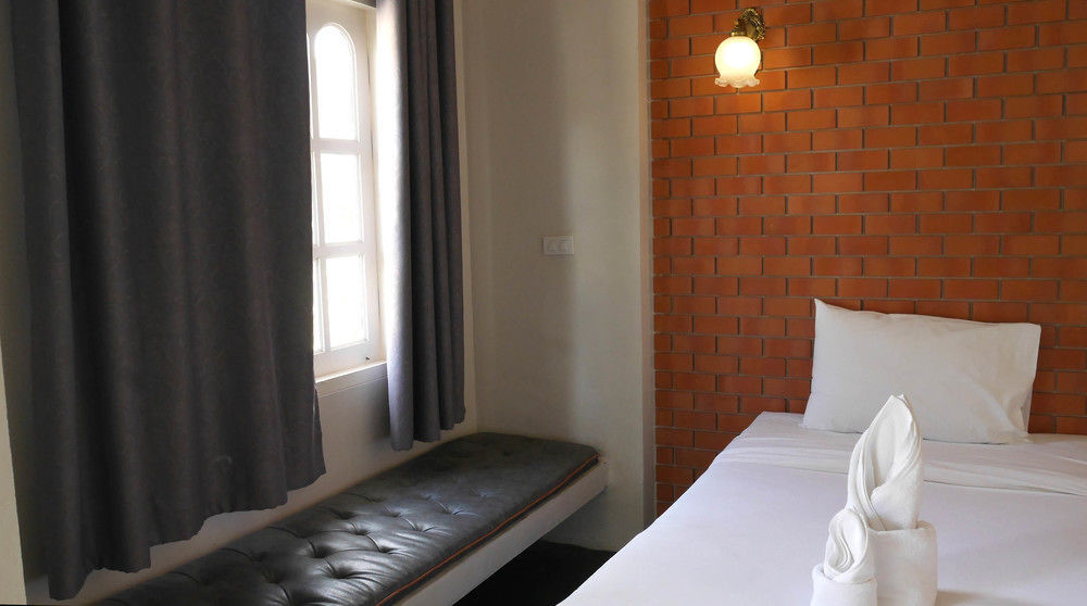 Wangpla Villa Resort Nakhon Sawan Esterno foto