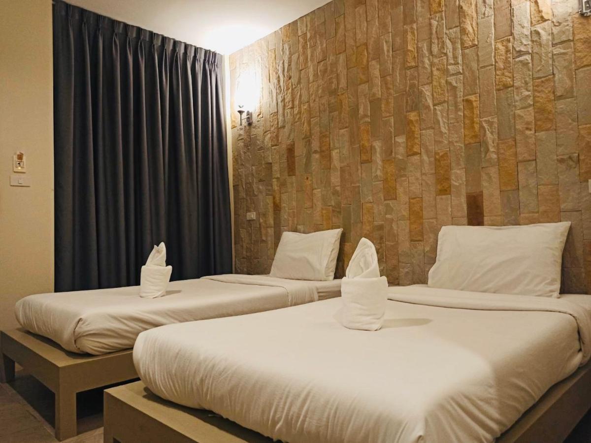 Wangpla Villa Resort Nakhon Sawan Esterno foto